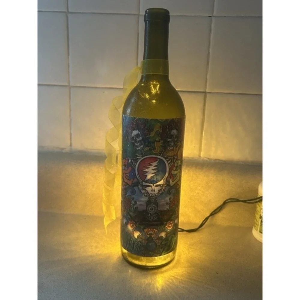 Upcycled Wine Bottl Grateful Dead & Company‎ Light Up Table Decor